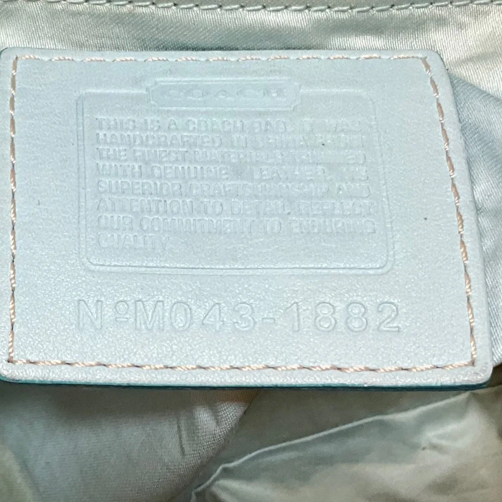 Vintage Coach handbag, beige material & baby blue leather. 10-H8Fa - Picture 12 of 12